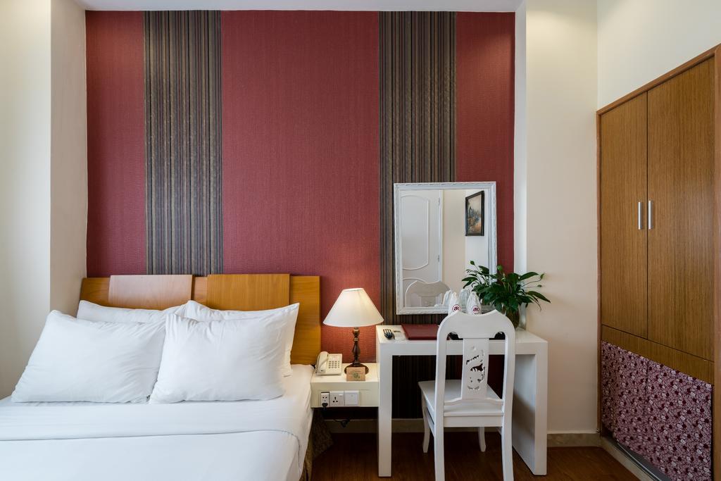Asian Ruby Center Point Hotel & Spa Ho Chi Minh-staden Exteriör bild